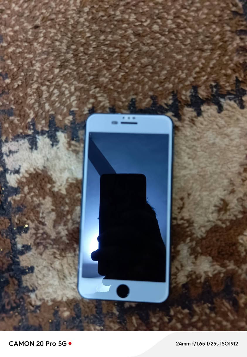 السلام عليكم ايفون 8 بلاص داكره 64 بطاريه 85 نضيف الجهاز ما مفتوح ***********
