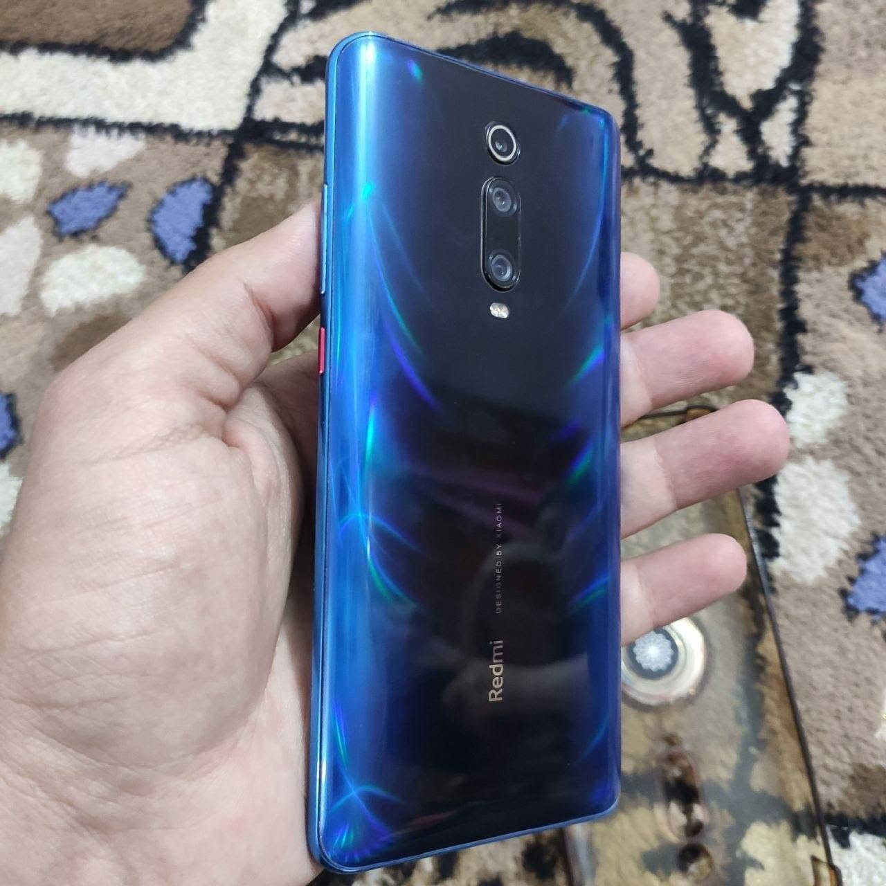 للبيع Xiaomi Redmi K20 Pro (Mi 9T Pro)
• معالج Snapdragon 855
• شاشة AMOLED قياس 6.39 إنج
• رام 8 جيجابايت
• ذاكرة 256 جيجابايت
• بصمة مدمجة بالشاشة
• كاميرا خلفية ثلاثية 48MP + 13MP + 8MP
• بطارية 4000mAh

الجهاز نظيف وشغال بصورة ممتازة.

السعر: 150 الف قفل 
بوبجي 60 فريم 
كامره 60 كي بالفيديو 

المكان نجف الاشرف


**إذا كنت صاحب هذا الإعلان وتريد حذفه لأي سبب، رجاءا أرسل رسالة إلى الدعم الفني**