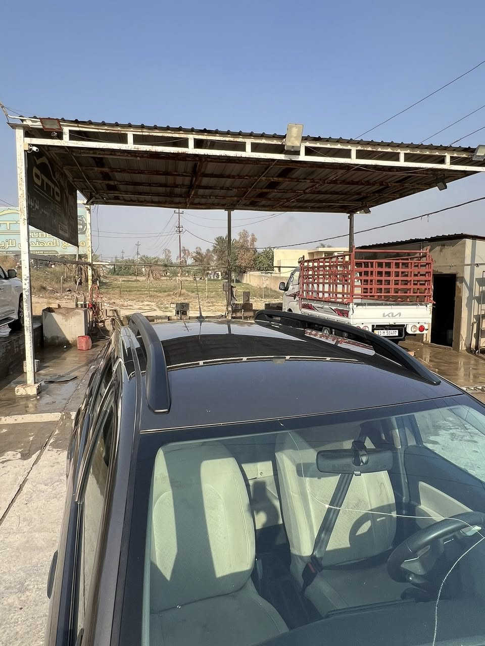 السلام عليكم خواتي رينو  للبيع موديل ١٨ السيارة بدون حادث كير ومكينة جدد صدر خير من الله السيارة نص فول تحكم ستيرن تثبت سرعة السيارة خير من الله مكينة ١٨٠٠ السعر ٩٠ وبيها مجال بصيط مكان السيارة جسر ديالى الجديد الرقم ***********
