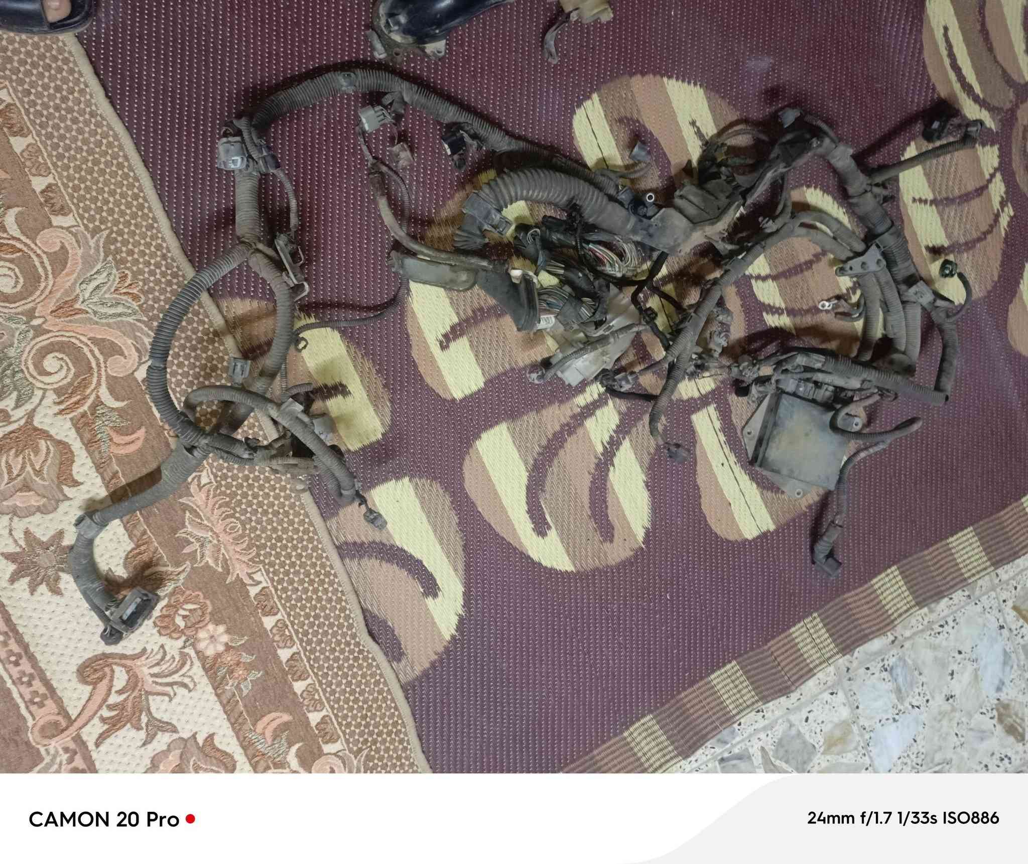 سلام عليكم غراص مال شاهينه ثلاجه وضفيره هيه وفيشه كامله مكمله ومصاطر ثنين ومروحه كلهن شرط شغالات المكان نجف رقم التلفون  *********** الخاص مغلق
