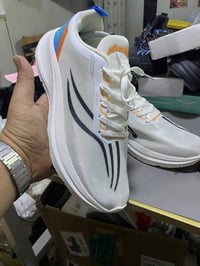 مقاس ٤٦ • يلبس ٤٥