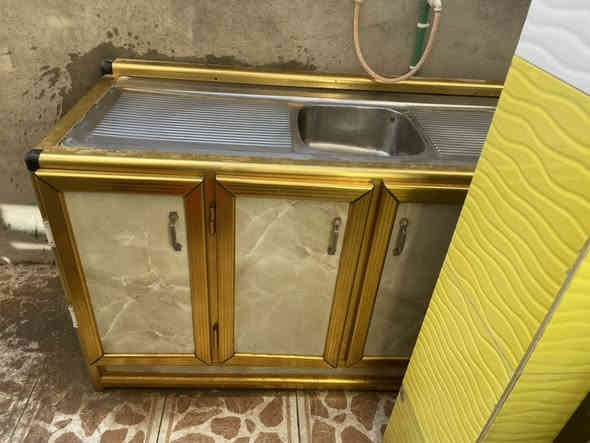 كاونتر للبيع 7 قطع يحتاجله تنضيف 
مكاني ابو غرق 
السعر 500

***********
