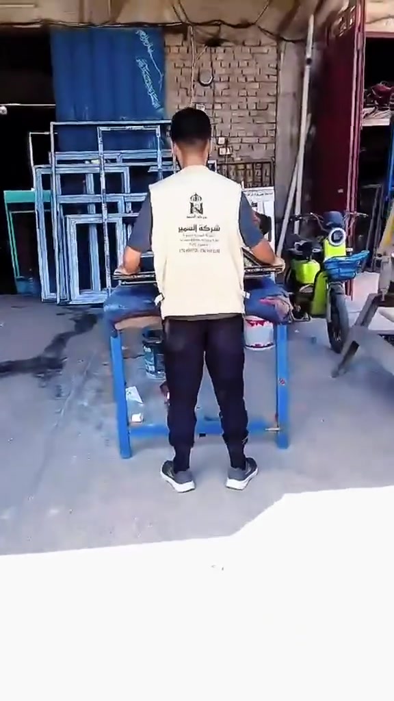 مقر عمل شركة السمير 
سنوات طويلة من الخبرة 
وسرعة في الانجاز 
نسعى دوماً لرضى زبائننا
زورونا البياع الحي الصناعي الشارع السابع


**إذا كنت صاحب هذا الإعلان وتريد حذفه لأي سبب، رجاءا أرسل رسالة إلى الدعم الفني**