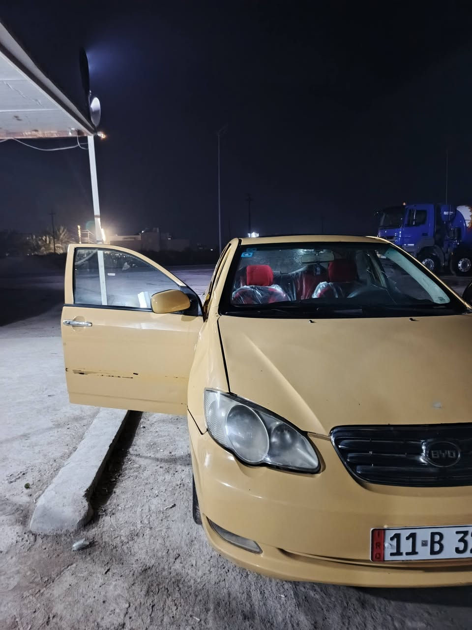 السلام عليكم سيارة بي واي دي F3 موديل 2011 كير ومحرك مكفولات الكشر مثل ما موضح بالصور الجملغات الخلفية مطخوخات شي خفيف السيارة ينرادلهة شي بصيط الرقم نكليزي تحويل ثاني يوم مصفرة خرامة وهيئة السعر 38 وبيهة مجال حق الجية الرقم 
***********
