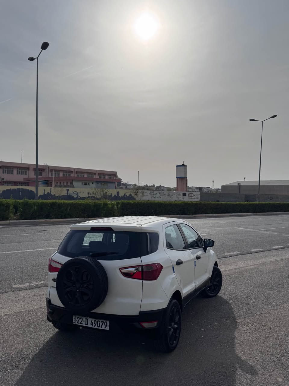 بيع سريع سعر مناسب ٧٦ ورقة
فورد ايكو سبورت ٢٠١٥ نص فول 
كير محرك تبريد تحويل وكالة بشرط 
محرك ٤ سلندر مرغوب بدون توربو
بيها ٢ قطعة صبغ بونيد و صندوق 
السقف شبر بيها تعديل بارد 
مكانها اربيل 
*********** واتساب 
*********** أربيل, العراق
