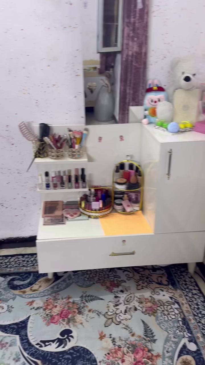 سلام عليكم ورحمة الله غرفت نوم لبيع سعر موناسب ***********
