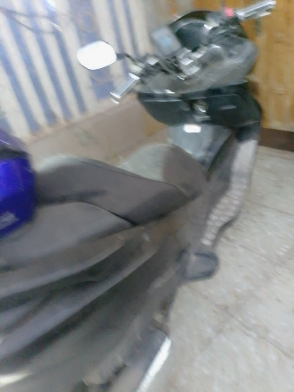 السلام عليكم ورحمة الله وبركاته دراجه فورزه لبيع مكفوله كفاله عامه مال رمبه الله شاهد صار عشر ايام من نزلناها رمبه السعر 19ورقه هاتف ***********بغداد الكماليه
