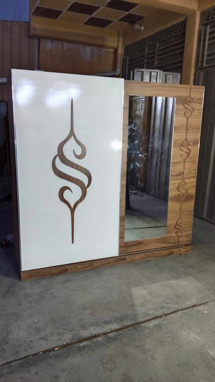 غرفة تركي 🇹🇷 
مستخدام 👉✨
5  قطع  ✨✨
نضافه 90 💯
نظام سلايت 💖
السعر425💖💸
مع شد🪛 ونقل 🚚  مجاني  داخل بغداد  محافظات بكروه 
يتوفر جميع أنواع الغرف التركي


**إذا كنت صاحب هذا الإعلان وتريد حذفه لأي سبب، رجاءا أرسل رسالة إلى الدعم الفني**