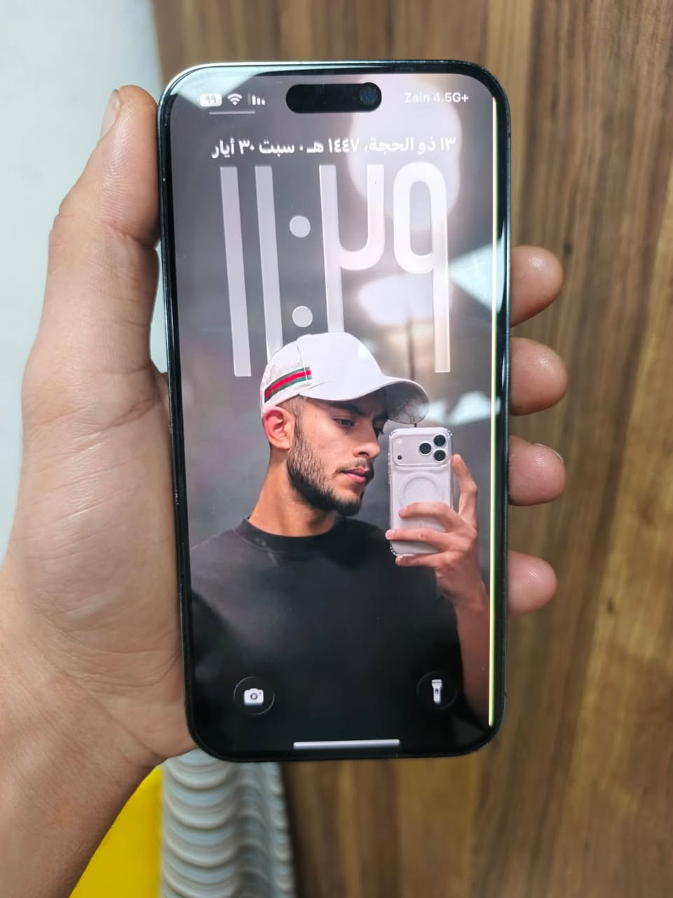 سلام عليكم
١٤ برو ماكس دبل شريحة شرق اوسط فول نظافة
ذاكرة ٢٥٦
بطارية ٧٧
فقط بي خط بشاشة ع جهة اليمين مثل ما موضح ما ماثر ابد وانطيك بيه ضمان وعل فحص بلادي جهاز شخط مابي
سعره ٦٥٠ ألف 

0781 137 3978
