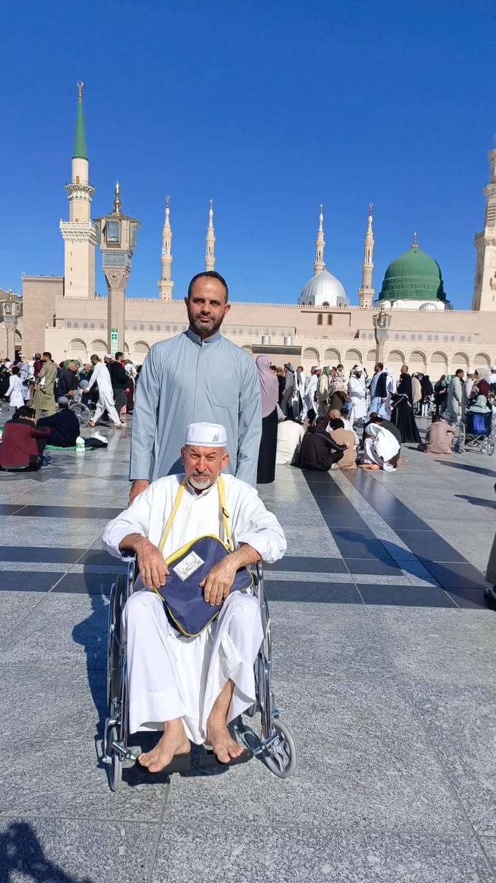 معتمرون شركة بشائر الحرمين في ضيافة النبي ﷺ
زيارةٌ عامرةٌ بالسكينة والخشوع، نسأل الله لهم قبول الزيارة، واستجابة الدعاء، وعودةً سالمةً بإذن الله

🔹 عمرة رجب
📅 موعد الانطلاق: 10 / 1
💰 السعر نقدًا: 1,250,000 دينار
💳 التقسيط: 170,000 دينار شهريًا
⏳ لمدة 10 أشهر
⸻⸻⸻⸻⸻

🔹 عمرة رجب + شعبان
📅 موعد الانطلاق: 15 / 1
💰 السعر نقدًا: 1,500,000 دينار
💳 التقسيط: 202,000 دينار شهريًا
⏳ لمدة 10 أشهر

📌 الأعداد محدودة – سارعوا بالحجز

🚍 باصات  حديثة ومكيّفة
✈️ رحلات جوّية مباشرة ومريحة
🏨 فنادق فاخرة قريبة من الحرم الشريف
🍽️ 3 وجبات يوميًا – بوفيه مفتوح متنوّع
📿 جولات وزيارات شاملة لجميع المزارات المقدّسة
⏳ 10 أيّام من السكينة والطاعة والإيمان
🎁 هدايا مميزة لكل حاجّ ومعتمر:
* طقم إحرام فاخر 🕋
* وشاح يحمل شعار الشركة 🧣
* حقيبة سفر أنيقة 🎒
* حقيبة كتف عملية 🎁

⸻

📞 للحجز والاستفسار:
*********** – *********** – ***********
بغداد الحبيبية ركن ساحة الحمزة
