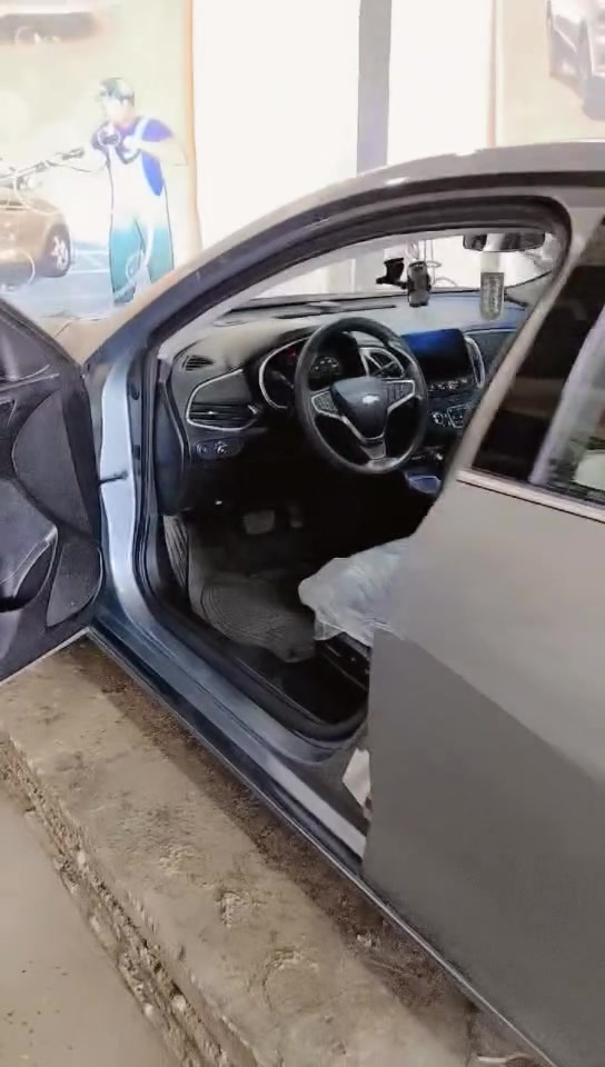 ماليبو موديل 23موصفات LTحادث جاملغ وبنيد بدون دواخل سعر 120بيها مجال او مرواس و انطي فرق جناجر او اباما رقم موبايل ***********
