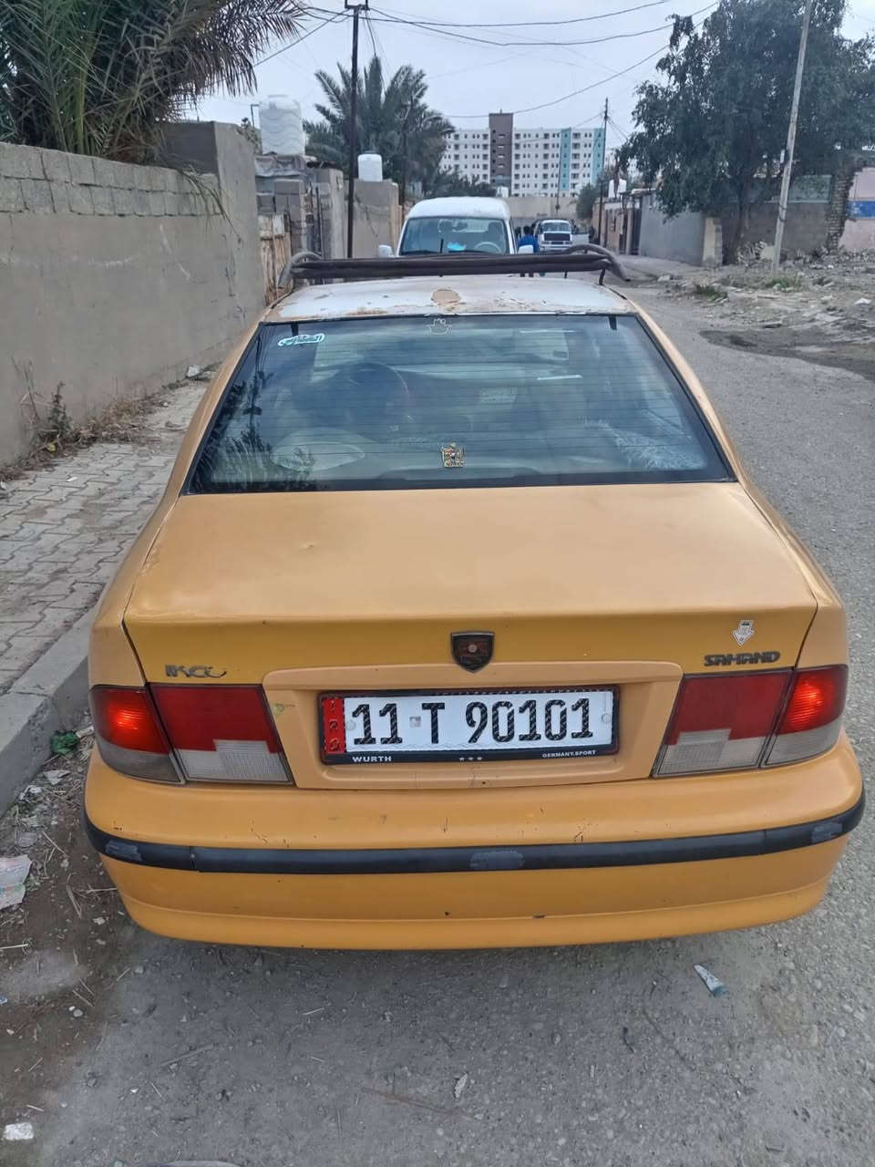 السلام عليكم
سياره سمند موديل 2011 رقم بغداد بسمي تحويل ثاني نضيفه بلواقع احله من الصور بيها ضربه بلباب الخلفي ومعمره ما واصل الدنكه مكانها بغداد بسمايه السعر 24 انا مكلف بنشر خابر صاحبها (***********)
