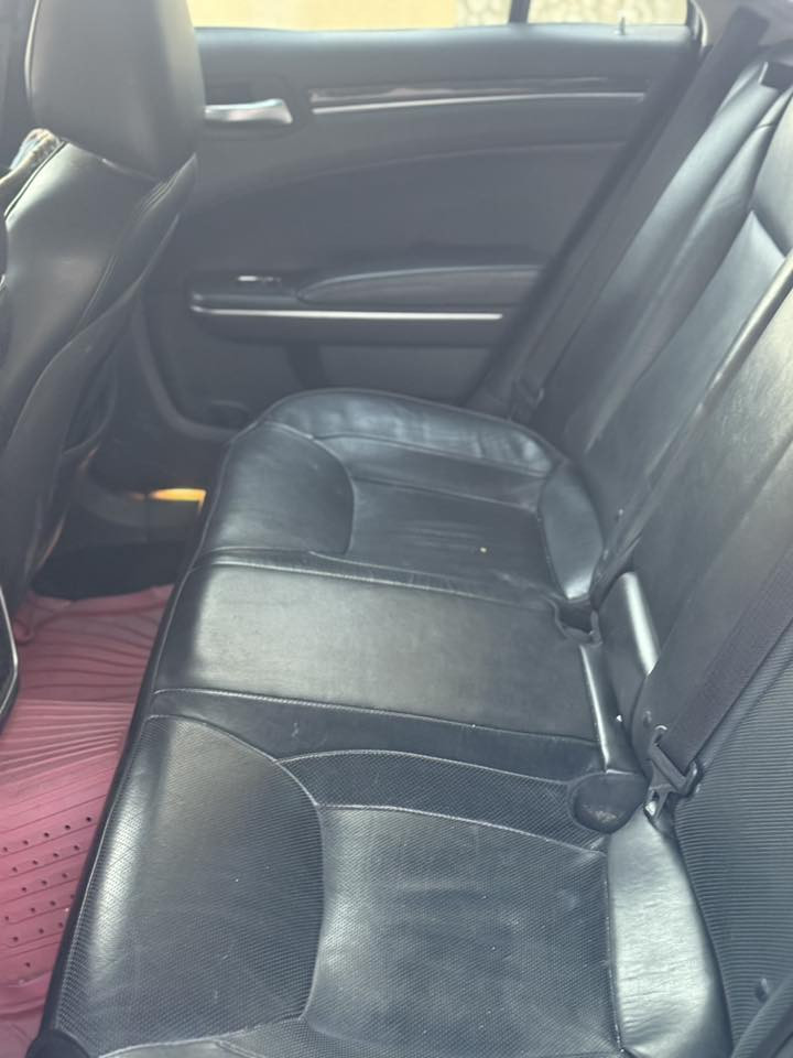 اااداااوااات ادااااوااات 
اوباما 2017 c300
لون فيلي 
سيااره مال جناي مثل مابينه بلصوره نضيفه السياره بشكل موطبيعي 
كصه جنطه 
كفاله كير مكينه عشائرياً
فتحه بانراما 
مكان السياره /البصره 
سعر 90$ وبيها مجال للشراي 
التواصل واتساب او ماسنجر
***********
