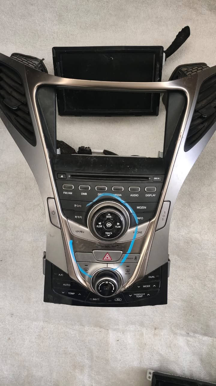 السلام عليكم رمضان كريم
ينعاد عليكم بالخير والبركة

كل ما يخص الازيرا

عنوانا: بغداد. الحرية. الدولعي. مجاور المعارض
محلات ابو عمار ***********
يوجد توصيل الى كافة محافظات العراق
