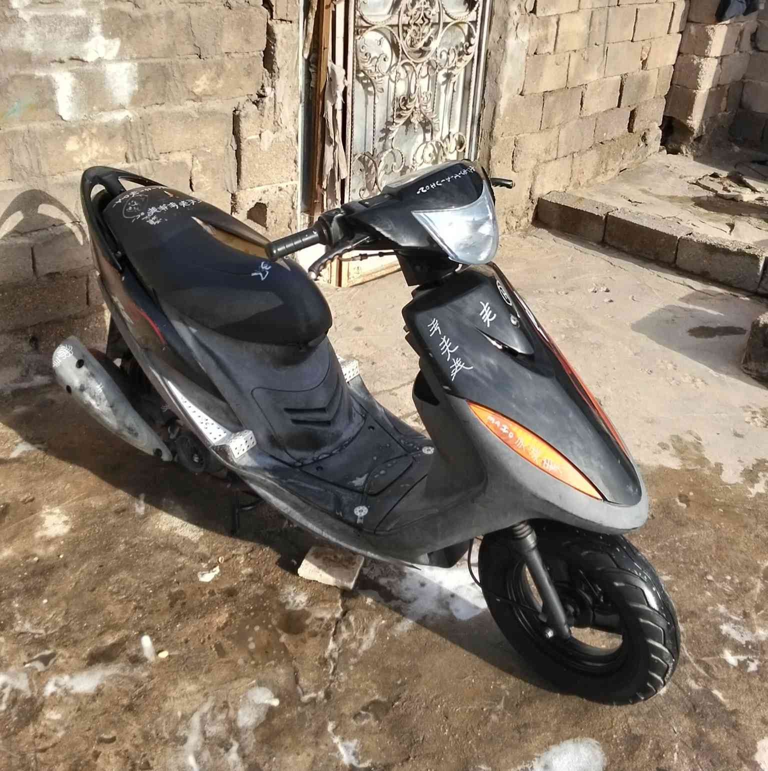 السلام عليكم ماكس عدله للبيع بري ما مفتوح بيها ما مفتوح نهائيا دراجه مال رمله صاره دراجه جديده صار اربعه للطول كفرات بلاد كهربائيات من الطول للطول سلف وهندر شغاله سلف بلادي كابريتا بلادي كلها بلاديه قفل سكان قفل صندوق كله شغال دبلات شغاله اماميه وخلفيه نهضه ومعدل خير من الله فحص وين ما يعجبك افحص اكرر ما مفتوح برغي بيها وين ما تريد افحص العنوان ساحه السعر 800 وبيها مجال***********
