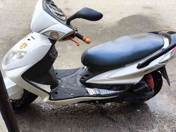 السلام عليكم متاح سكنس فحل نضافة فول كفرات اصلية مكينة جديدة رمبة صارلي شهر من شديتهة سعرهة ٥٥٠الف مكاني بغداد حي اور ***********
