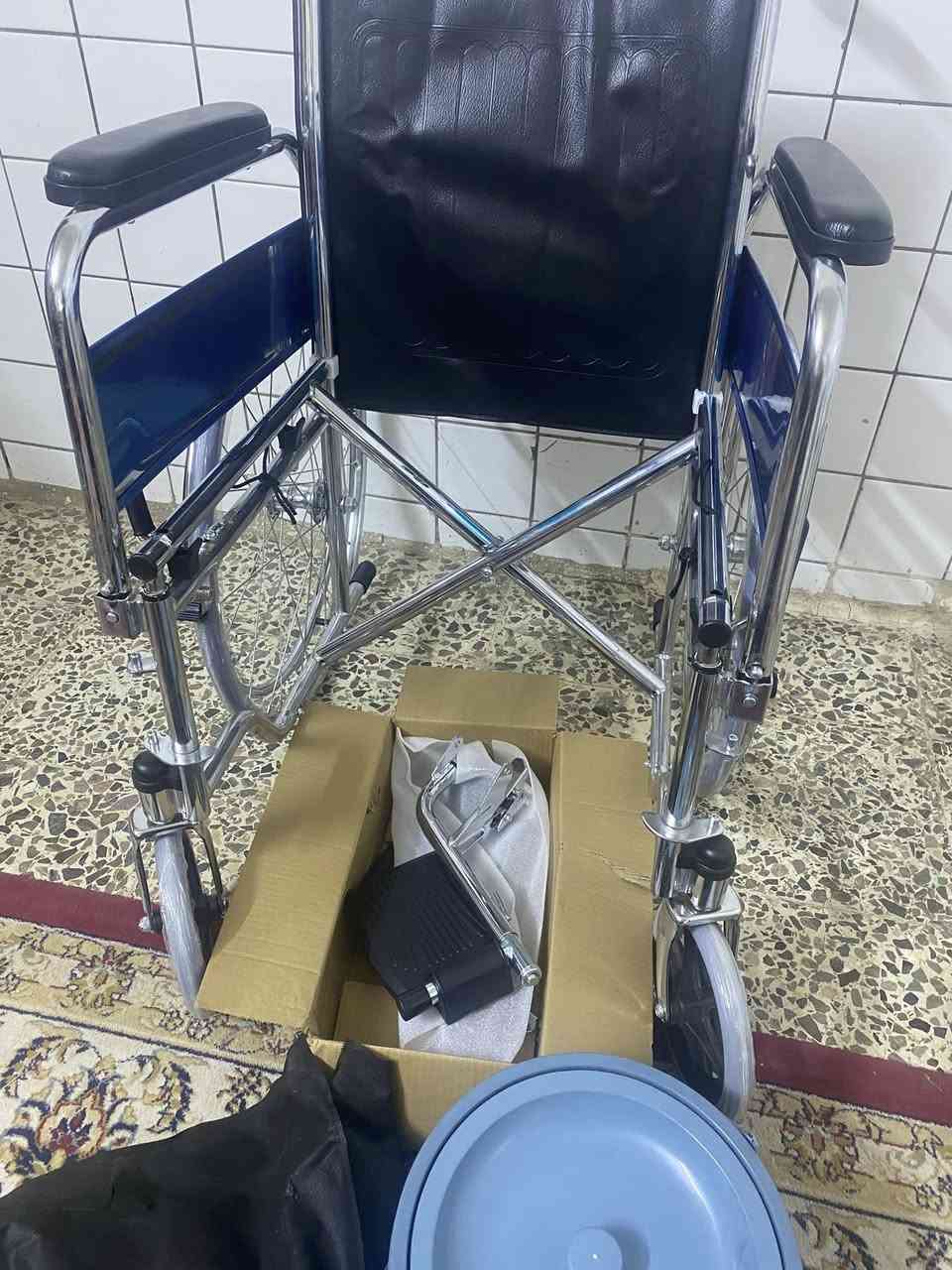 سلام عليكم  كرسي متحرك مال معوقين يرهم كرسي حمام هم جديده بعده بالجيس السعر ١٢٥مع توصيل متواجد مازنجر


**إذا كنت صاحب هذا الإعلان وتريد حذفه لأي سبب، رجاءا أرسل رسالة إلى الدعم الفني**