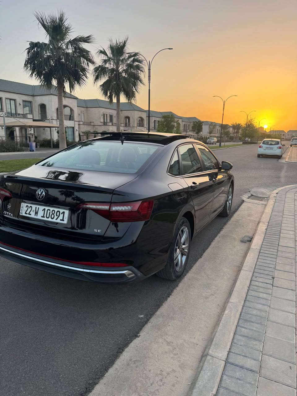 ‏🧿🔥🚗 Volkswagen Jetta SE 2023🇩🇪🔥🧿

✅ وارد أمريكي
✅ فئة SE مواصفات 
✅ محرك 1500 Turbo اقتصادي وقوي🇦🇱
✅ 4 سلندر🏁
✅ لون أسود أنيق🖤
✅  فتحة سقف بانوراما 🌅🌌
✅ المسافة المقطوعة 34,000 مايل فقط🛣️
✅ ❌ الحادث نص جاملغ خلفي وراء سكن 💥🚗
✅ إيرباك بردة فقط💯
✅ تشغيل عن بعد 🖱️
✅ شاشه إلكترونية 🖥️
✅ كشنات جلد فاخرة مع نظام هيتر( تدفئة كشنات)♨️
✅ مقاعد كهربائية 🕹️
✅ رادار امامي متطورة لتنبيه الاصطدام 🛡️💯 
✅ نضام Auto stop 🛑 
✅ السيارة رقم اربيل جديد 🧾سنوية باسمي 📝
📍 الموقع: أربيل 🌍
✨ الوضعية العامة:
السيارة بحالة شركة، نظيفة جداً وجاهزة للفحص💯🫆
اجهة، استخدام خفيف وممشى قليل.⏳
💰 السعر:$190 
 🔹 بي مجال بسيط للطيبين🙏🏻😊
🔹 لبيع فقط،‼️
📞 📲للاستفسار: �***********�*********** أربيل, العراق

