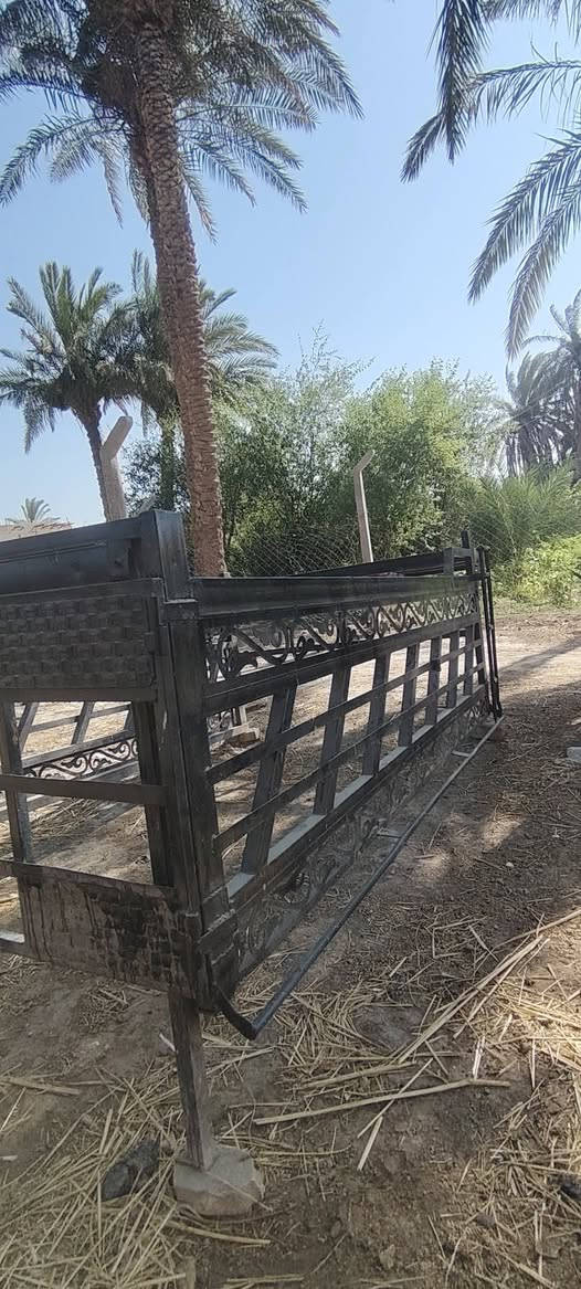 سلام عليكم لبيع محجر كيه بومه لتصل على هاذا الرقم *********** سعر 400 و بي مجال بصيط مكان الدوانيه

