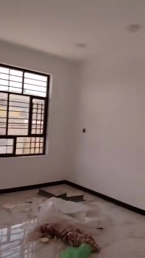 مشتمل طابقين  ١٠٠متر النصر والسلام منطقة ٦٠٠٠ورة مطعم ابو عيسى ورة التقاطع مسافة سعر ٩٠ مكتب ابو سعد الدليمي ***********
                          ***********
