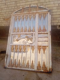 باب • شباك • النجف
