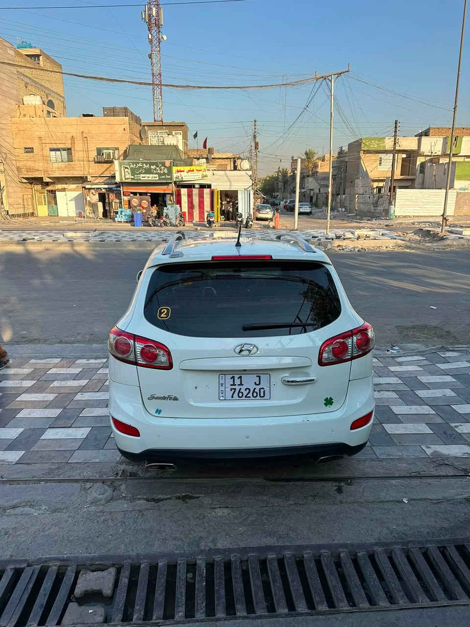 السلام عليكم
سياره سنتافي مديل 2010 فول مااااااصفات 
خليجي مكينه 3500     6سلندر
3 قطع تبريد 
بيه قطع صبغ ابيع صبغ احزااام 
كفاله من تجيه كص لغود شواصي 
بيع او مراوس بسياره صالون 

مكان سياره بغداد الشعب 

***********

