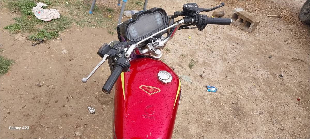 السلام عليكم دراجه سونك موديل 25 مكفوله اوراق موجوده  محرك لا تبخير ولا  نضوح اوياله مكفوله من العواج بي نقص فقط الواير من الدشبول الى الويل الامامي كام مايعد قبل فتره وكف ماشيه 9 الف ونص وقبل فتره كام مايعد كول 10 الف اشاير موجوده تخم كامل البارحه جبتهن ماعندي مجال اشدهن المكان بغداد اليوسفيه معمل زينب السعر 775 وبيها مجال بسيط وما متواجد فيس الي يريد يراسلني واتساب ***********
