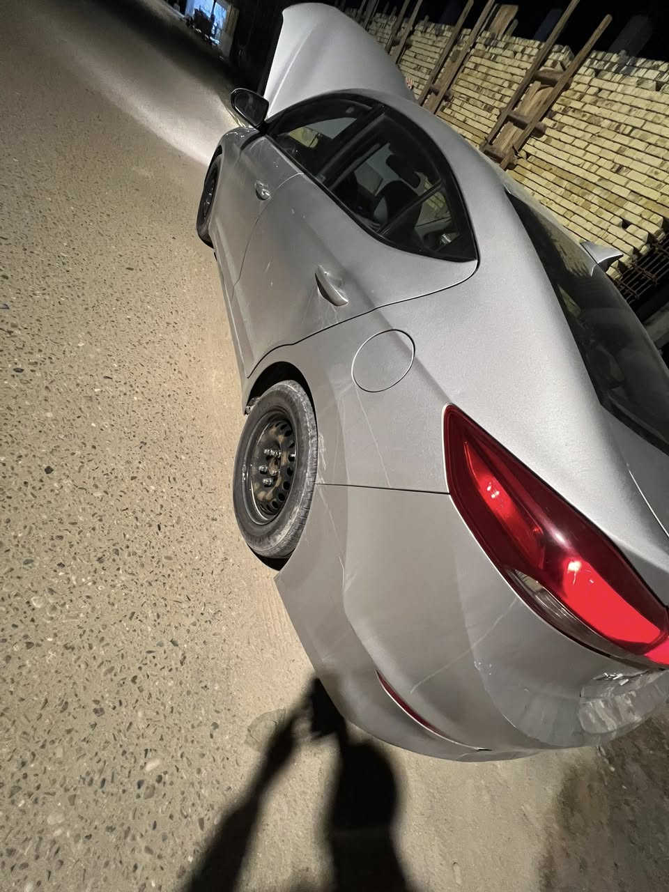 السلام عليكم انترا لبيع مديل 2018سياره كلش نظيفة محرك 2000محرك بعده جديد سياره أمريكي سعر 120ورقه بيه مجال لي طيبين رقم الهاتف***********
