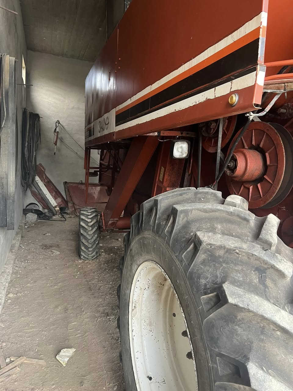 حاصد لأفرد موديل 97وضع شركة محرك وضع شركة رقم وسنوي جديد معمل معمار جاهز على الحصاد***********
