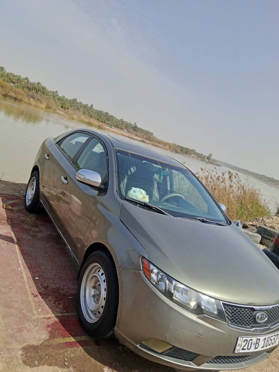 فورتي أمريكي 2010
مكينه2000
كير محرك تبريد 
حادث جاملغ يسره
باسمي سنويه  ***********
السعر 93 وبيهه مجال
