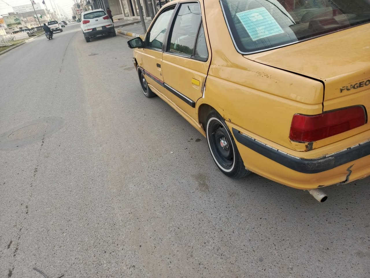 السلام عليكم بيجو بارص 2015 محرك يبخر بعشرين وبيها مجال اتصال ***********
