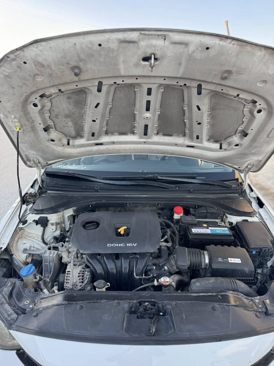 اللنترا مديل 2018 محرك 2000 سوبر سياره جاهزه من كلشي حداديه تبريد  مابيها شخط دواخل جديده مبدل بنيد وجاملغ مال شركة اصلي سعر 46 وبيها مجال مكان النجف ***********
