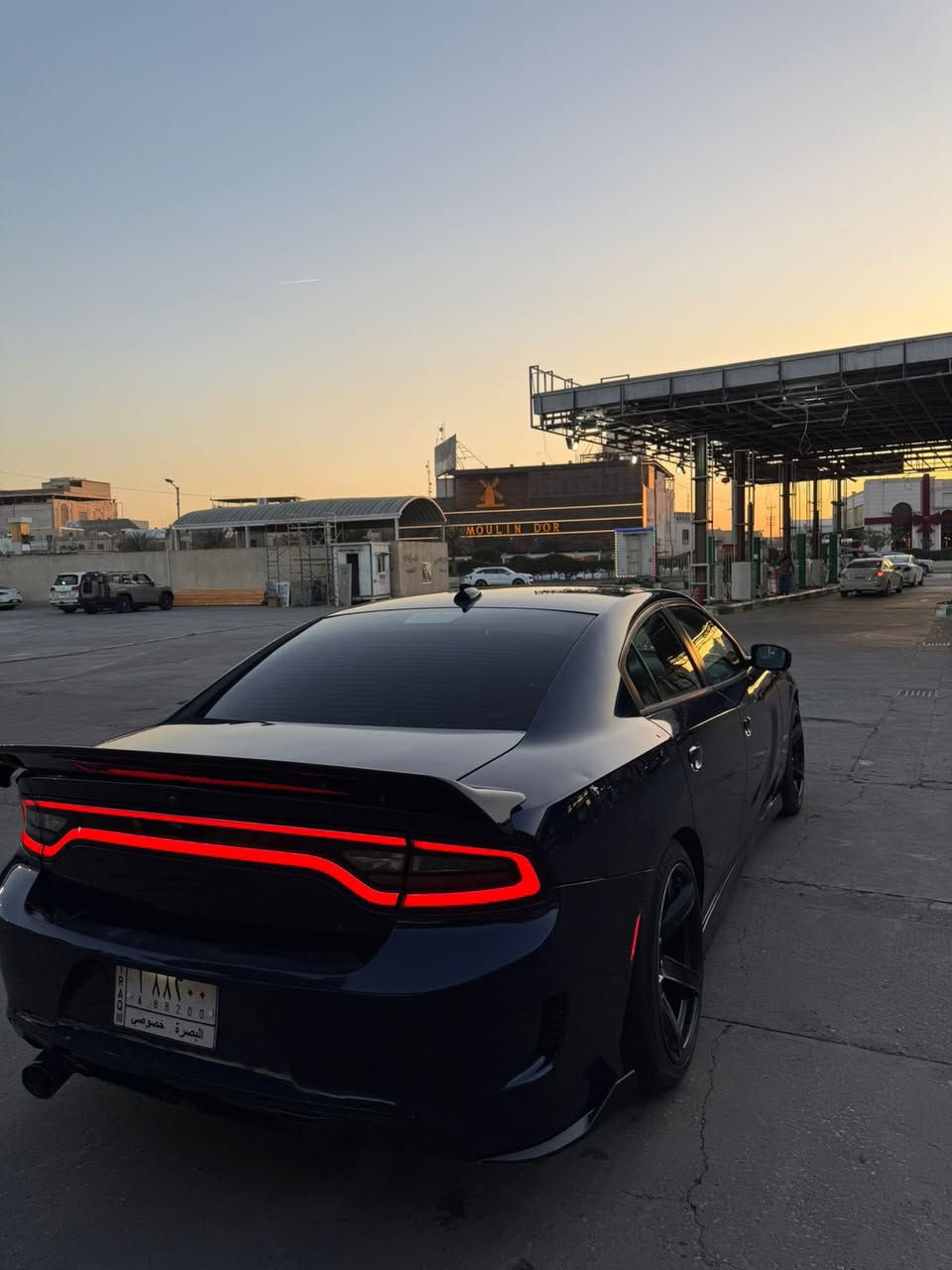 عليكم سياره جارجر 2016/RT/5.700 للبيع نضيفه سياره وحلوه كامله من كلشي نص مواصفات تدفئه كشنات تحكم ستيرن دواخلها كلش حلوه وسياره ما ملعوب بيها نضيفه محرك وكير كفاله ما مفتوحات بيها حادث امريكه قطعتين بنيد وجاملغ وبل عراق صار بيها قطعتين لا اكثر ولا اقل سعر160وبي مجال رقمي ***********
