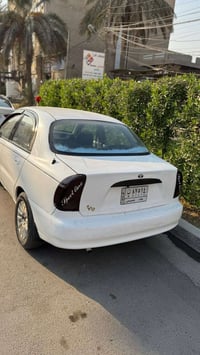 لانوس • ٢٠٠١ • اوتوماتيك