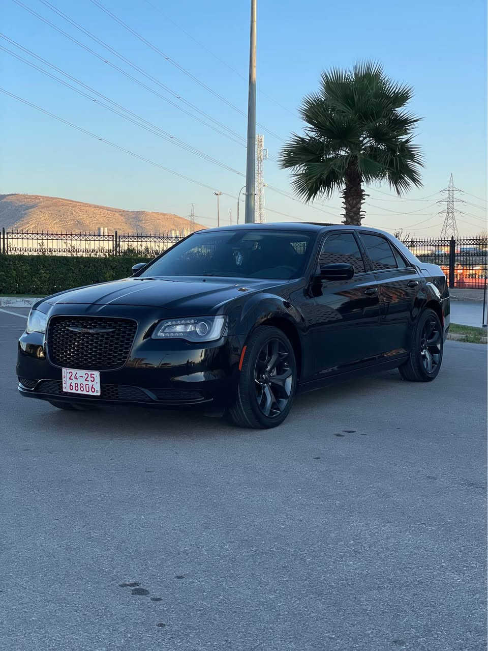 سلام عليكم 
كرايسلر اوباما 2023
 مواصفات تورينك المعروفة 
ماشيه 44 الف 
السعر 258 ورقة 
تترفم شمالي  

سونر مالتها  موجوده بالمنشور 
واحد باب مبدل شركة و شبر كارد  
 اي ايرباك ما طاكة (كل سليمه )💯✅
كير و محرك على وضع الشركة كبس

رقم الشاصي ⬅️   2C3CCAAG0PH548936
عنوان محافظة دهوك 
للتواصل 
***********
*********** دهوك, العراق
