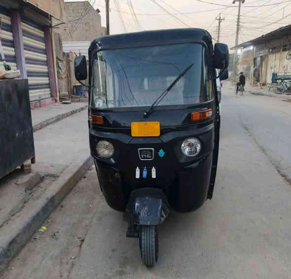 نعيد النشر بسبب الوعود الكاذبه 😏سلام عليكم تكتك للبيع رقم وسنويه بغداد ٢٠٢٢/٨/٨ بيه صفحه مرشوشه وبيه لغد بارد والباقي كفاله عامه حته دوسه بلاديه لاخياس ولاشي مكينه اكفله كفاله عامه عده التفيلس /مكانه حي النصر/ رقم. *********** سعره ٨. وربع وبيه مجال
