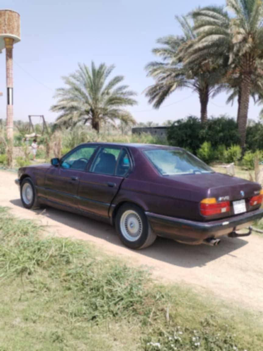 السلام عليكم بي ام دبليو حجم ٧٤٠ ٨ سلندر مسكر محركها بي تنقيص قليل كلش م ١٩٩٣ بغداد الجديد تبريد شغال فتحه شغاله كهربائيات كلها شغاله شاشه كامره ألسعر ٦٠ وبيها مجال حك الجيه *********** *********** مكاني بابل سدة الهندية
