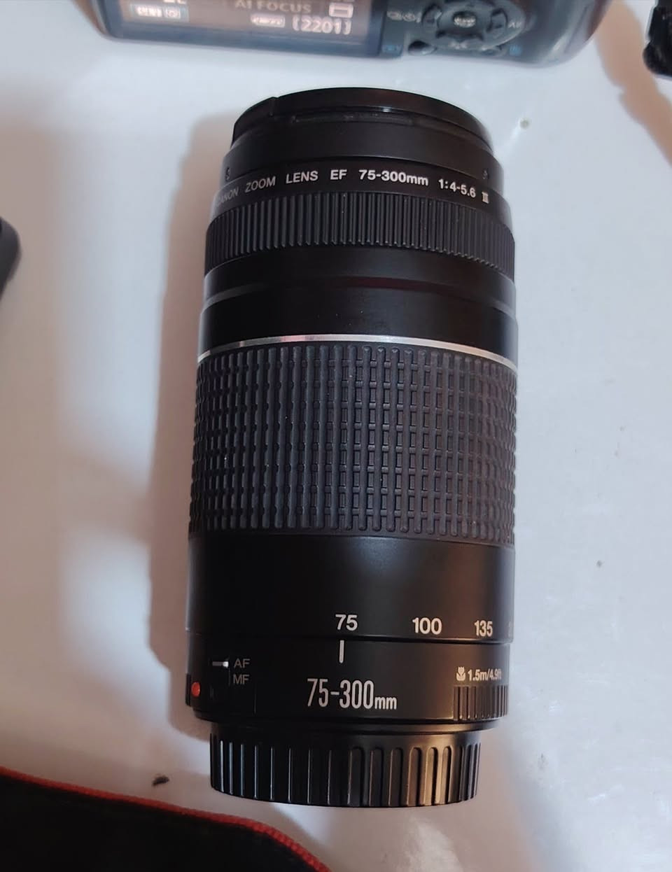 عدسة كانون  75-300
عدسة (لتصوير البعيد) 
أوتو فوكس + يدوي

نضافة 99%

سعر 140


**إذا كنت صاحب هذا الإعلان وتريد حذفه لأي سبب، رجاءا أرسل رسالة إلى الدعم الفني**