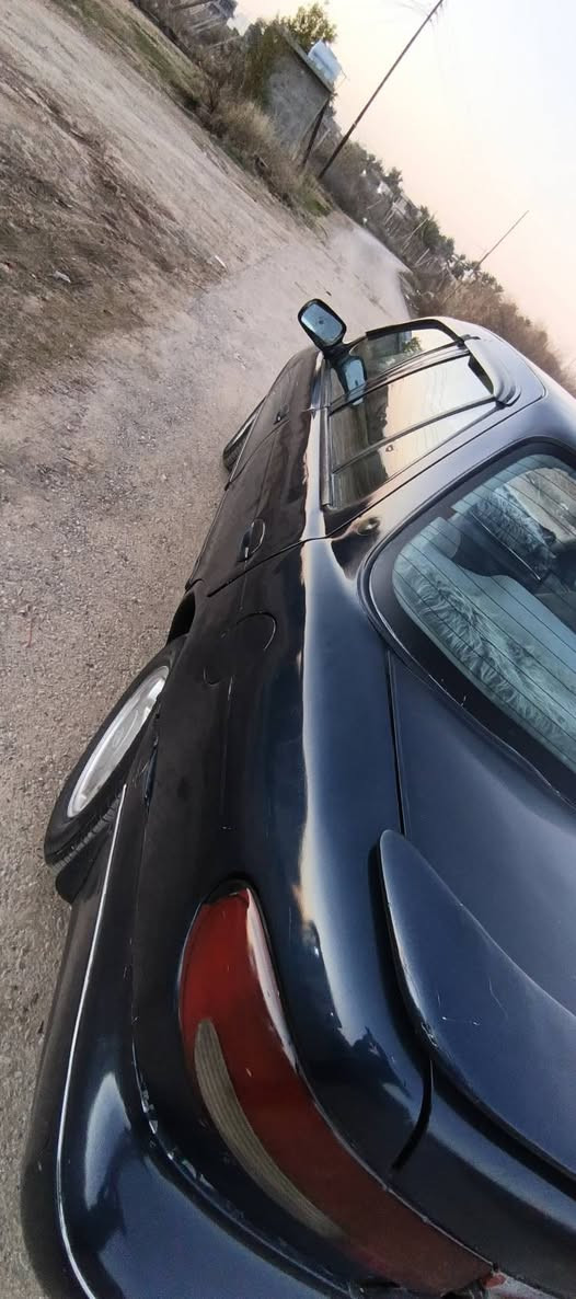 السلام عليكم
كيا سيفيا موديل ٩٥ 
رقم ديالى دولي ل٢٨ تحويل مباشر
صدر امامي خلفي جديد
تخم تاير جديد كهربائيات كلها شغاله
كير مكينه مكفولات السعر ٣٥ 
صلاح الدين بلد ***********
