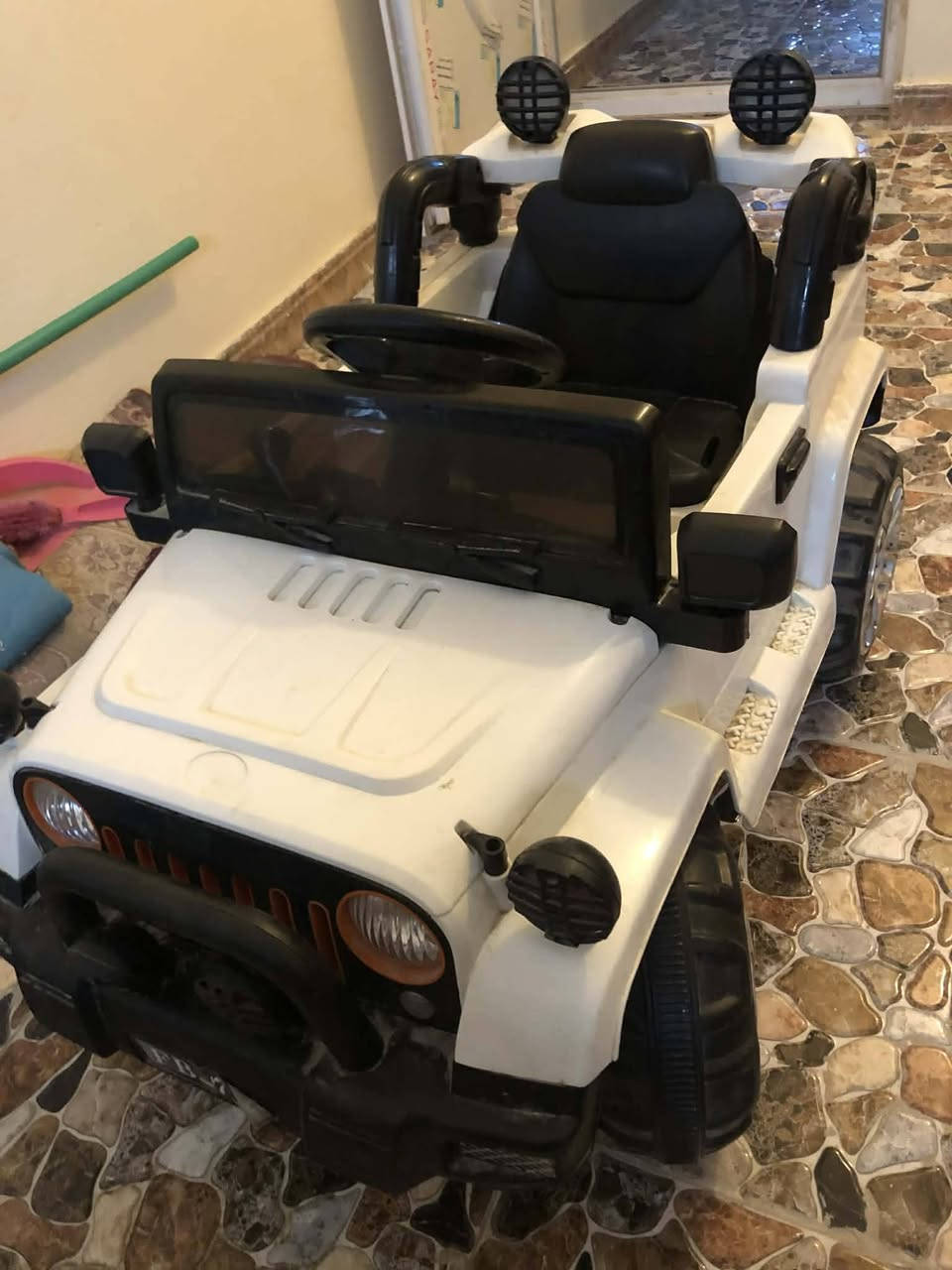 غراض للبيع نظيفات 
التلفزيون 51عقدة ب250
التخم تركي 10مقاعد  ب300
السيارة مال اطفال ناقص بطارية ب75
التلفزيون الثاني 49عقدة ب250
جهاز رياضي ب75
ميز الطعام ب100
البايسكل الوردي60
البرتقالي ب70
وبيهن مجال للمراسلة على هذا الرقم 
***********
