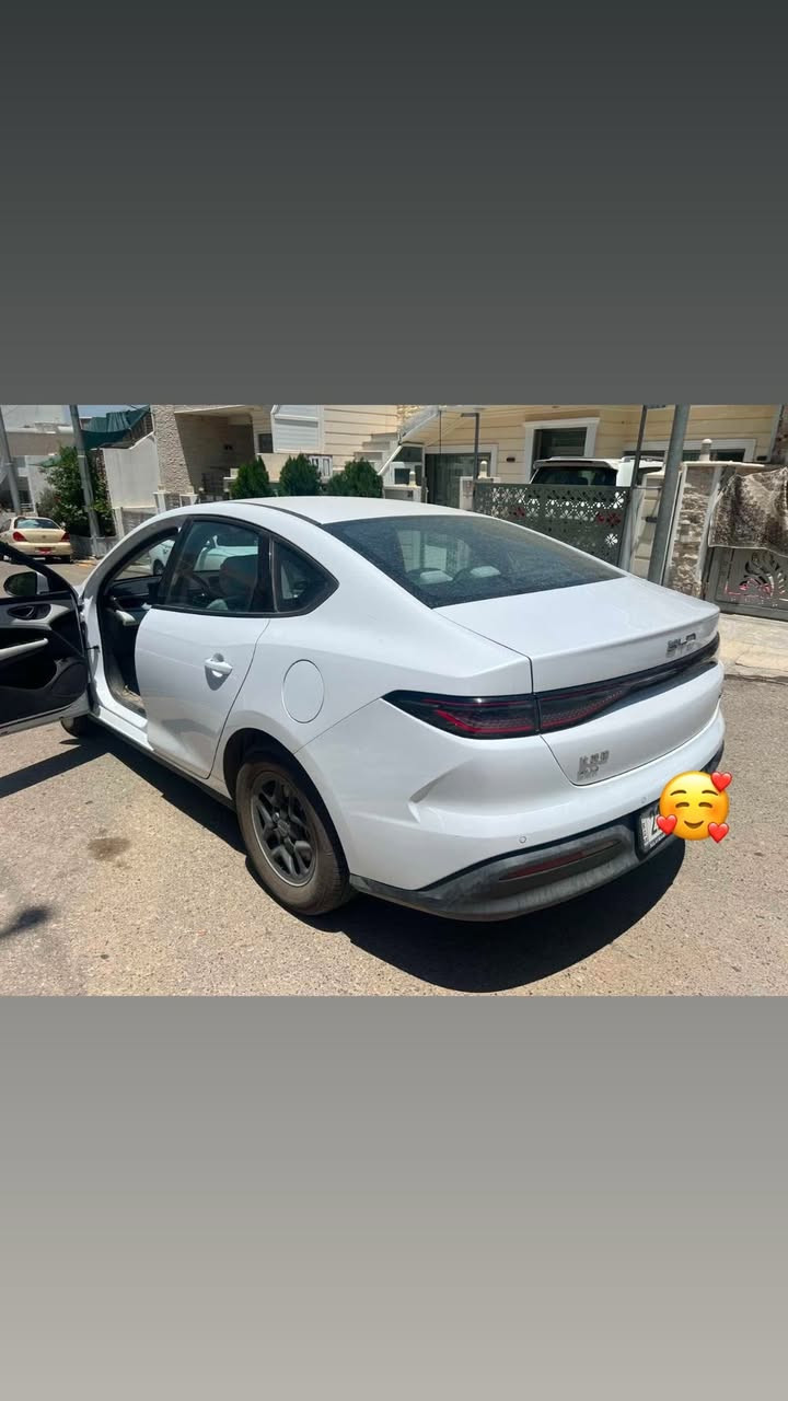 بی وای دی 2025 BYD seal
هیجی بیوە نیە رەقەم سلیمانی
وەکو سفر وایە
تەنها8هەزار رۆشتوە
ناو سپەیە
بە ناو خۆمانەوەیە
135گەلا قوفلی 
شوین سلیمانی
***********
