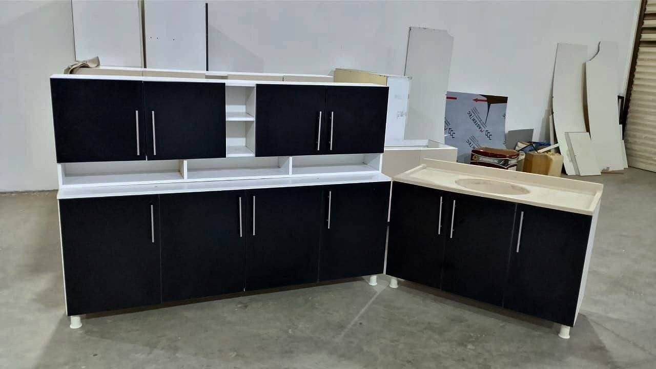 كاونتر خشب mdf قياس مترين
الارضي والملحق مترين 
السنك متر و٢٠ سم
السعر ٣١٠

للحجز على الرقم  *********** يوجد واتساب

يوجد توصيل لكل المحافظات
