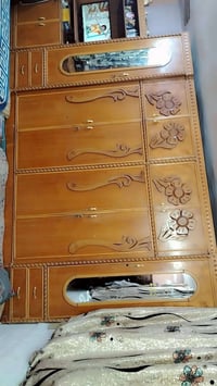 غرفة نوم • خمس قطع • ميز تلفزيون