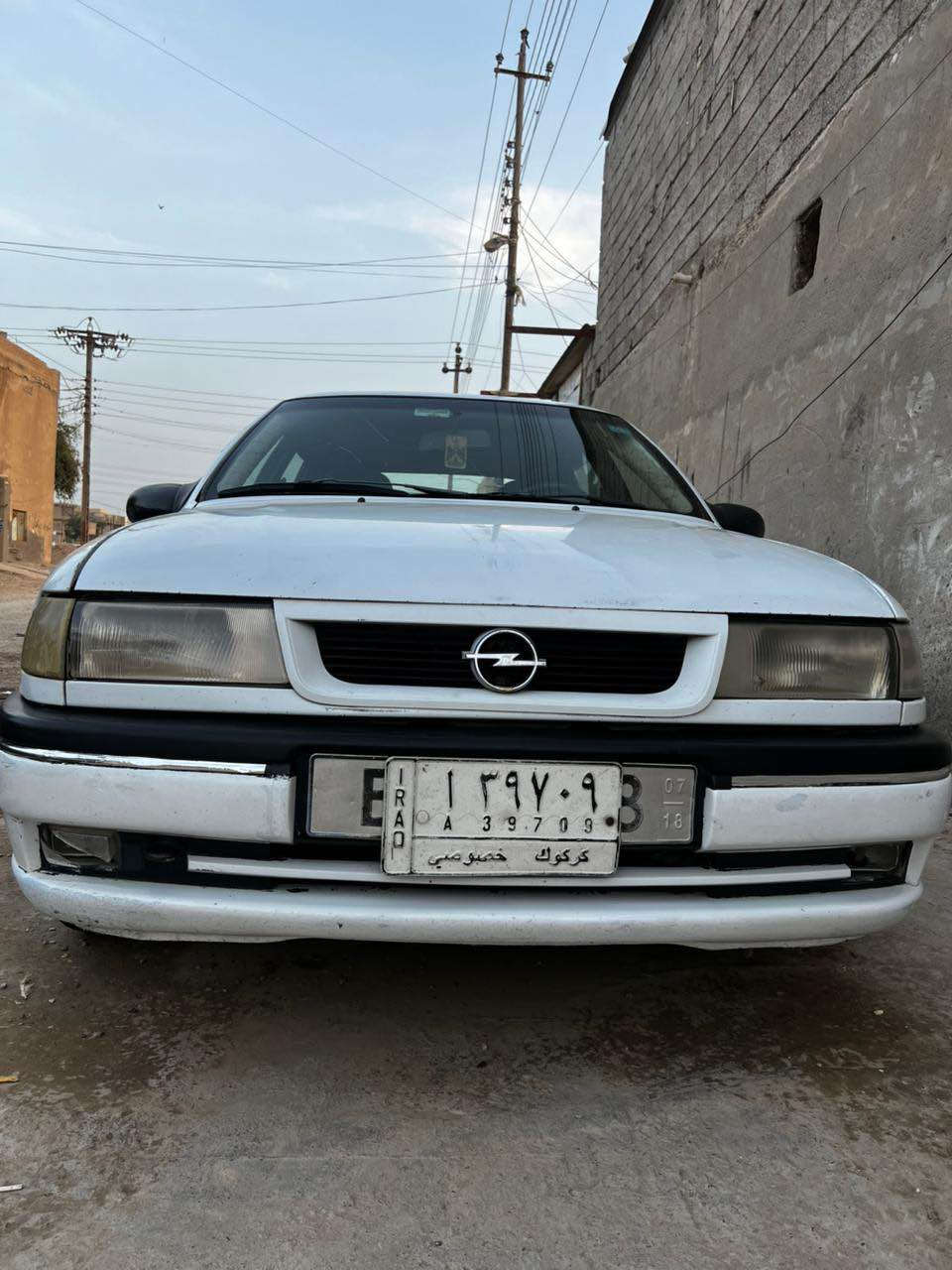 السلام عليكم اوبل فكترا موديل1993 مكينه2000  مجفته جديد رقم كركوك مشروع وطني  باسمي ماعليها اي غرامه سياره كهربائيات كامله وشغاله تخم تاير جديد مابيها اي خياسات دورانات الجاملغ الخلفيه بلاديات مكاني النهروان ***********
*********** بغداد, العراق
