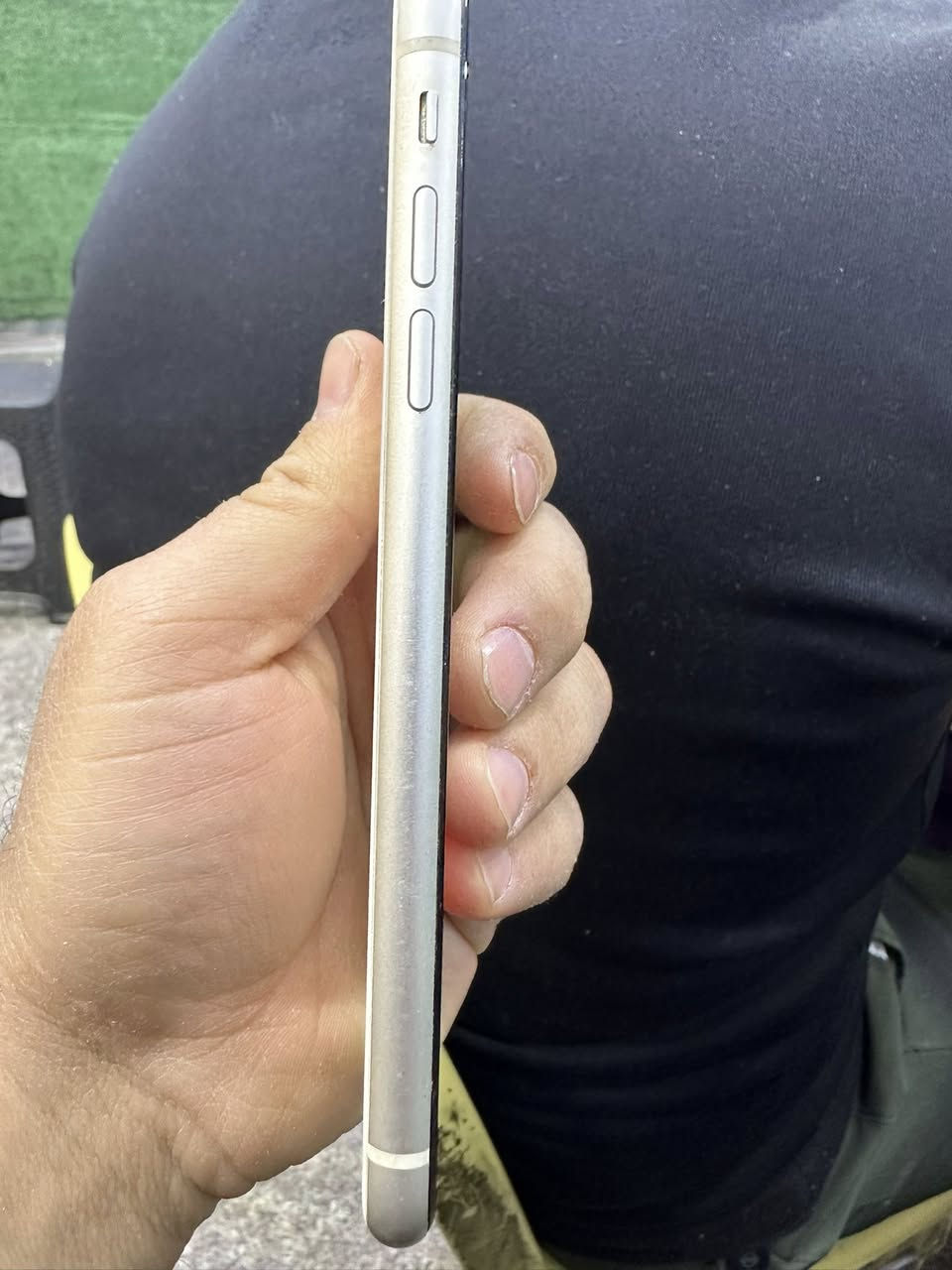 ايفون 11 عادي
ذاكرة 128
بطارية 76
فيس ايدي شغال
نظيف جدا لون ابيض
شاشة شغالة بس يرادلة تبديل
السعر 190
مكاني البياع شارع 20
***********
