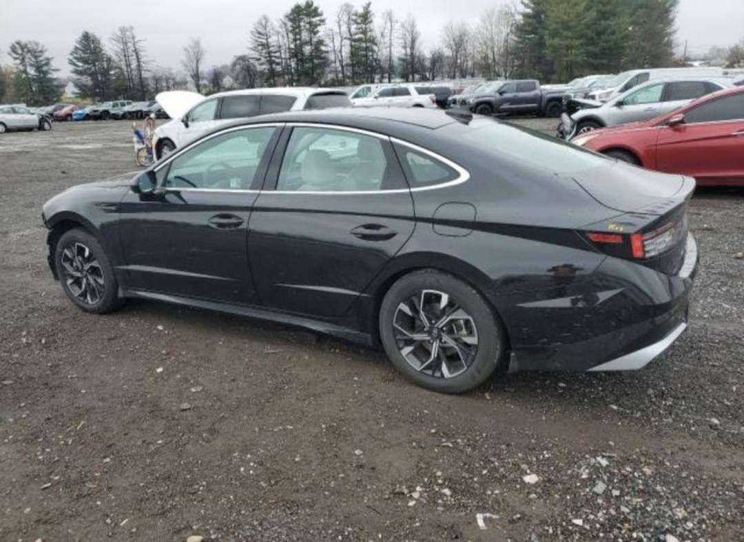 🔥 للبيع – سوناتا 2025 🔥

🚗 سيارة مميزة جداً بحالة ممتازة ومواصفات حديثة
💰 السعر: 73 ورقة (73,000$)

✨ المواصفات:

✔ محرك اقتصادي وقوي
✔ قير أوتوماتيك حديث
✔ شاشة كبيرة + نظام ملاحة
✔ كاميرا خلفية + حساسات
✔ بصمة تشغيل + دخول ذكي
✔ نظام أمان متكامل
✔ تبريد وتدفئة مقاعد
✔ إضاءة LED عصرية
✔ جنوط سبورت
✔ صرفية بنزين ممتازة

---

🤝 مميزاتنا:

✔ جاهزين للتعامل مع أصحاب المعارض والتجار
✔ توفير سيارات حسب الطلب من أمريكا
✔ مصداقية وشفافية بكل التفاصيل

---

📍 موقعنا: تكريت
📩 للاستفسار والمراسلة خاص

🔥 لا تفوت الفرصة – سيارة فخمة بسعر منافس 🔥


**إذا كنت صاحب هذا الإعلان وتريد حذفه لأي سبب، رجاءا أرسل رسالة إلى الدعم الفني**