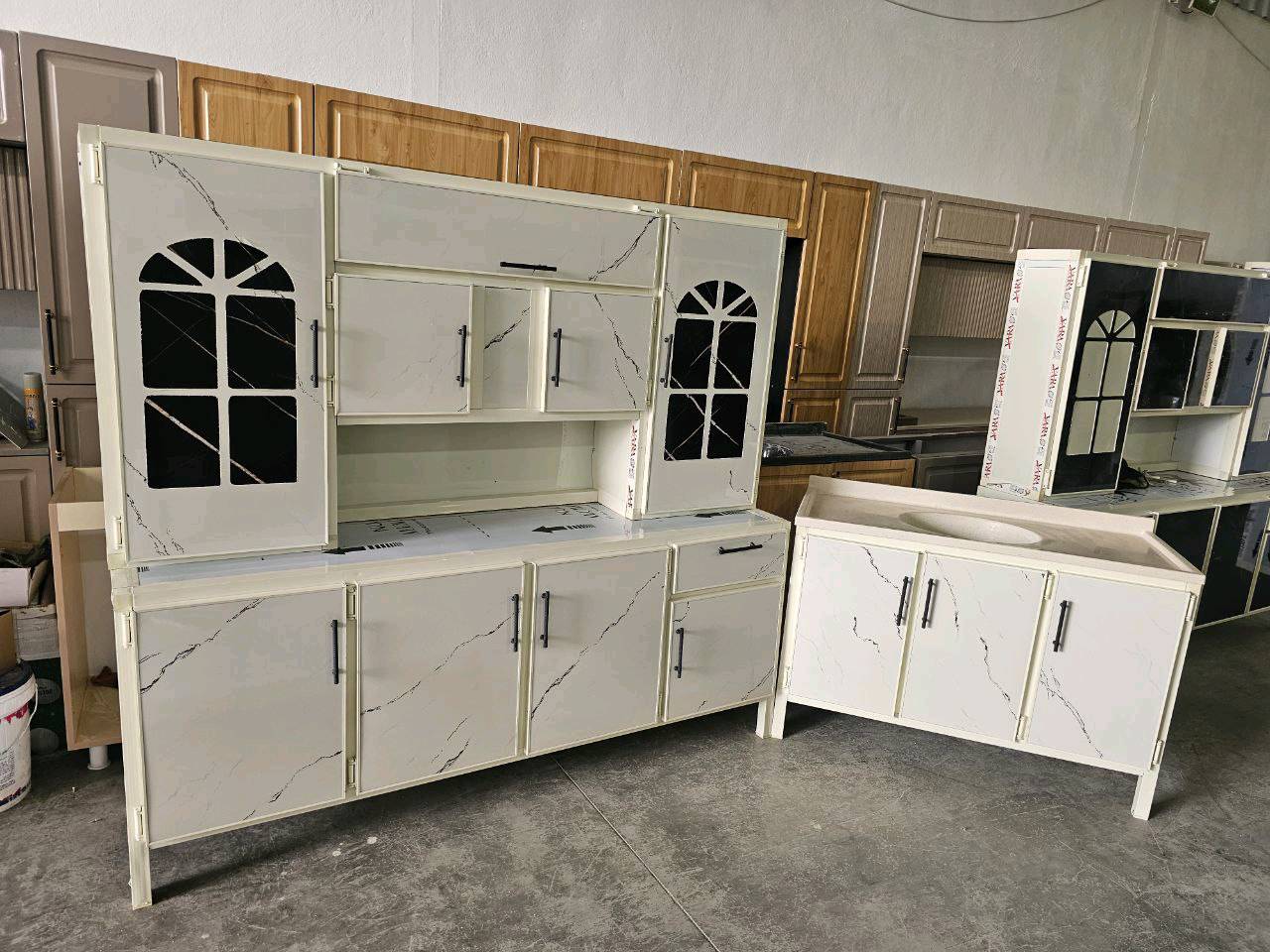 كاونتر ارضي وملحق مترين  مع  سنك متر و20 مرمر
💥 (المنيوم سوكي)💥

كاونتر مترين ارضي وملحق مع سنك متر و٢٠ مرمر . 

السعر 300 الف 

التوصيل 🚚🚚
بغداد داخل  مجاني

15 /اطراف  بغداد 

15//رمادي +فلوجه + كربلاء +بابل

25// مركز واسط  
50//أطراف واسط
25 /الديوانيه +النجف
35//ديالى
35/ السماوه+  الناصريه+  العماره + البصره