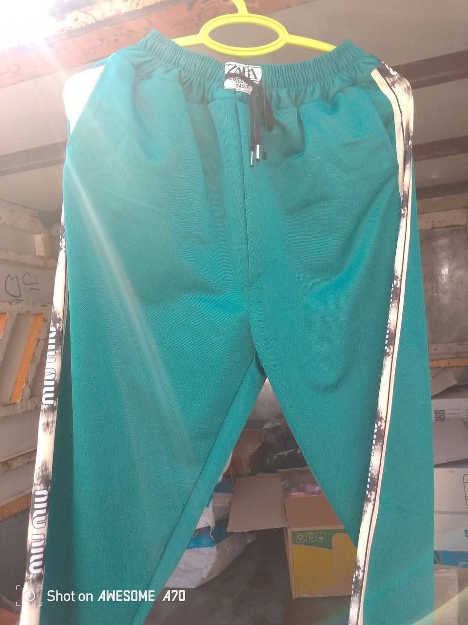 بجايم شبابي رجالي كافه القياسات ب٣ لف حذاء رياضي ب ٣ لف عنوانه حي شرطه مقابل طاقه ***********
