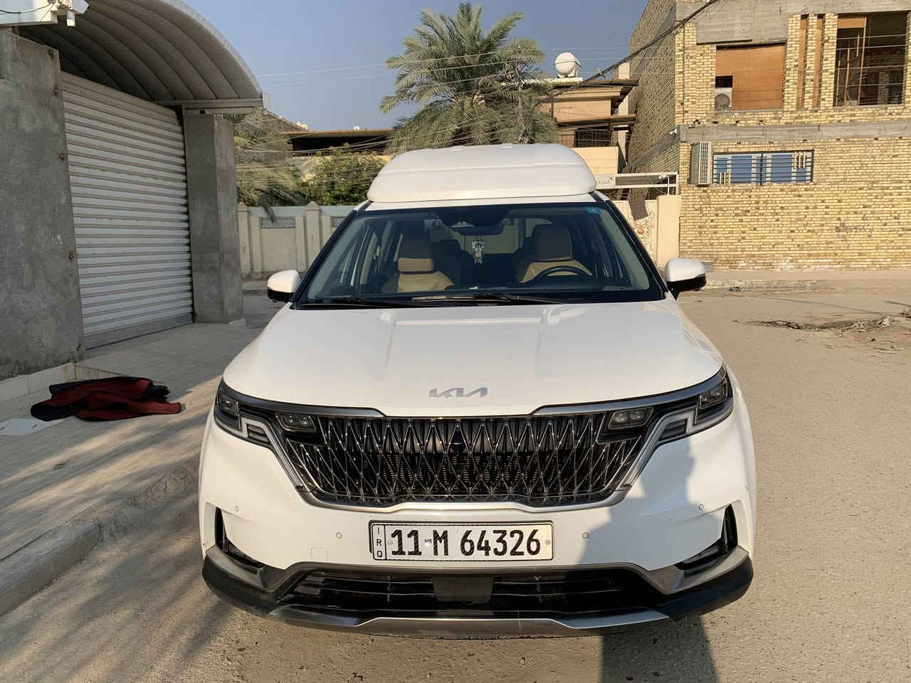 كيا كرنفال 2023 وارد كوري
مكفوله كفاله عامه ولسونار مرفق مع الصور
العداد 45000 كيلو 
السيارة مميزه عليها فمبورة - طلب خاص تفتح عن طريق البصمه وزر خاص بها من داخل السيارة وكذلك من السنتر لوك ......

المواصفات :-
1-  كاميرات 5 محيطية 360 درجه
2_ هاند بريك بصمة
3-رادارات أمامية - جانبية -خلفية
4_إنارة داخلية على الأبواب
5-ترحيب ودخول ذكي
6-كشنات جلد 
7- كشن تدفئة تبريد
8- شاشه كبيره متصله
9- عدادات ديجيتال
10 -وضعيات قيادة 4
11- مري شفط وأشاير بالمري
12-قيادة شبه ذاتيه
13- ابواب جانبيه والصندوق كهربائي
14- فتح الصندوق والأبواب ذاتيآ عند الاقتراب من السيارة
15-كير ماوس
16-كاميرات تسجيل حوادث أمامي * خلفي (داش كام)
17-تبريد 3 قطع + شاشة منفصلة
18-تحديد مسار + توقف ذاتي
19-لايت زنون +اشاره LED
20-كشافات بلوكتر
21-بردات جانبيه جميع الابواب
22- تشغيل عن بعد 
‏Auto Hold-23
24- ويل كب كروم
السيارة جدآ نظيفه على وضع الشركة 
رقم بغداد انكليزي باسمي تحويل مباشر 
السعر المطلوب 328$ بيها مجال قليل 
مكان السيارة ميسان / المركز 
للإستفسار الاتصال على الرقم
***********
