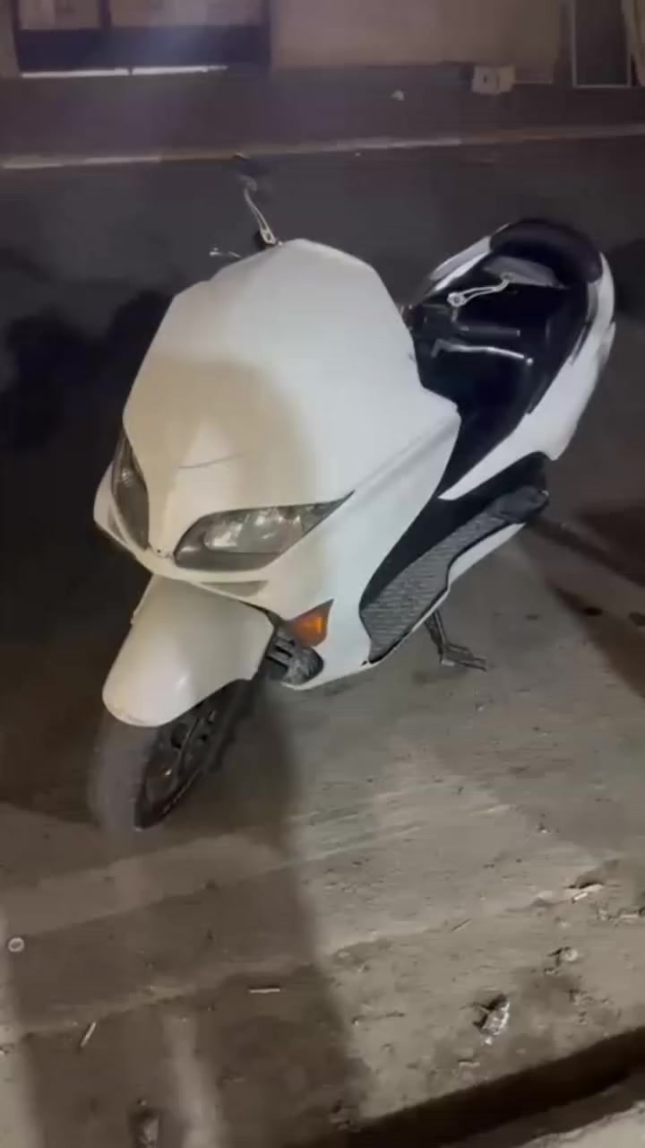 فيرزا للبيع ماطور يخبل جديد مابي اي نقص مستعجل ع بيع وين ما تريد تفحصه افحصه وخادم
تريد اتصل ع
 هذا الرقم ***********
